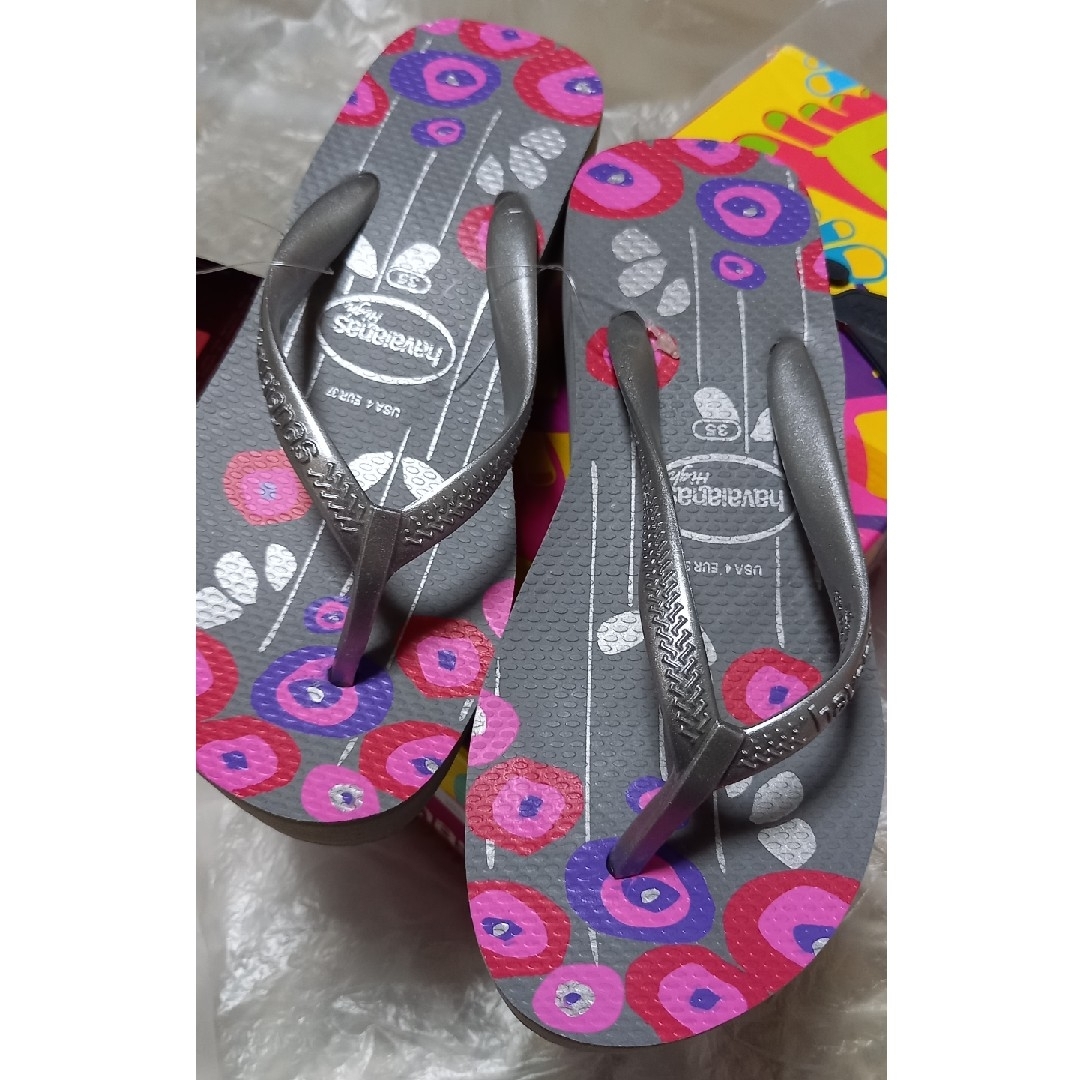 havaianas(ハワイアナス)の【新品】HAVAIANAS / ハワイアナス/花柄　厚底トングビーチサンダル レディースの靴/シューズ(ビーチサンダル)の商品写真