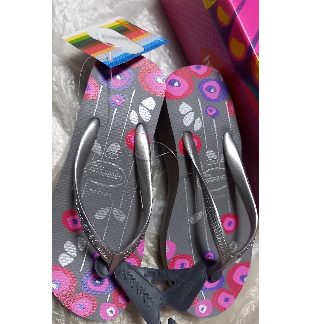 havaianas(ハワイアナス)の【新品】HAVAIANAS / ハワイアナス/花柄　厚底トングビーチサンダル レディースの靴/シューズ(ビーチサンダル)の商品写真