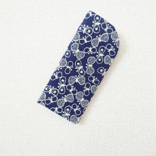 蝶々刺繍生地メガネケース☆ハンドメイド