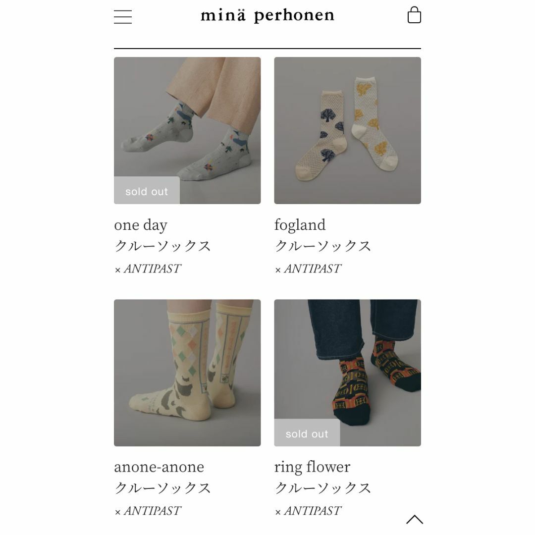 mina perhonen(ミナペルホネン)の新品 ２セット ミナペルホネン ソックス ring flower アンティパスト レディースのレッグウェア(ソックス)の商品写真