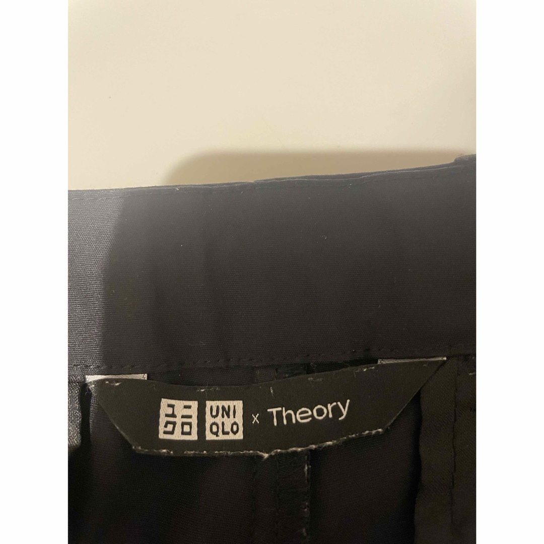 UNIQLO(ユニクロ)のユニクロ　Theory 感動イージーパンツ XS 黒 メンズのパンツ(スラックス)の商品写真