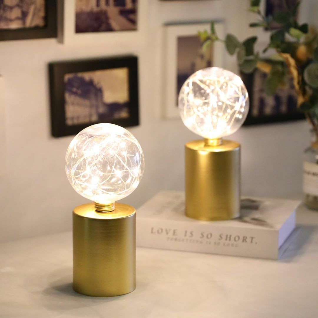 【色:ゴールド】JHY DESIGN ゴールドテーブルライト 電球型 電池式 高 インテリア/住まい/日用品のライト/照明/LED(その他)の商品写真