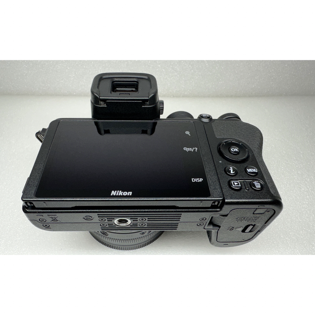 Nikon(ニコン)のニコン NIKON Z 50 16-50 VR レンズキット スマホ/家電/カメラのカメラ(ミラーレス一眼)の商品写真