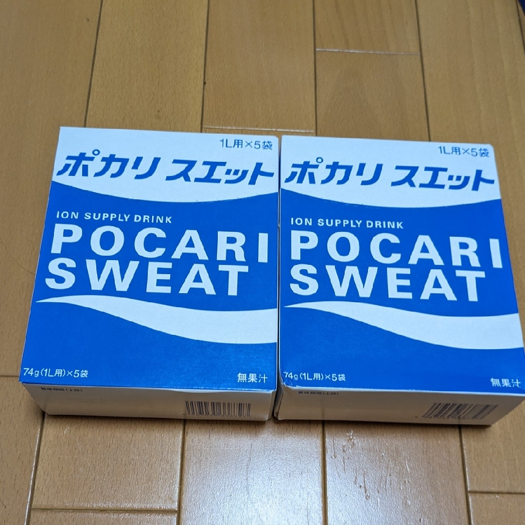 こはく様専用ページ☆ポカリスエット粉末　1リットル✕10袋 食品/飲料/酒の飲料(その他)の商品写真