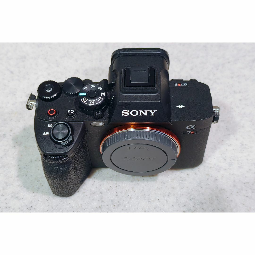 SONY(ソニー)のSONY α7RV ILCE-7RM5 シャッター数約3500回 スマホ/家電/カメラのカメラ(ミラーレス一眼)の商品写真