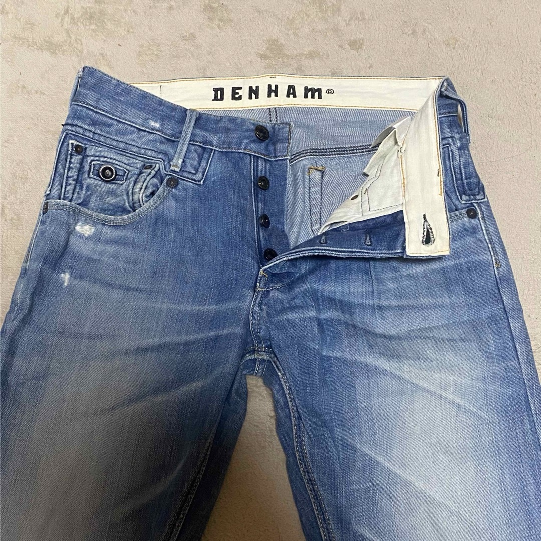 DENHAM(デンハム)のDENHAM ☆ デンハム☆ スリムストレート☆ ユーズド加工デニム☆30インチ メンズのパンツ(デニム/ジーンズ)の商品写真