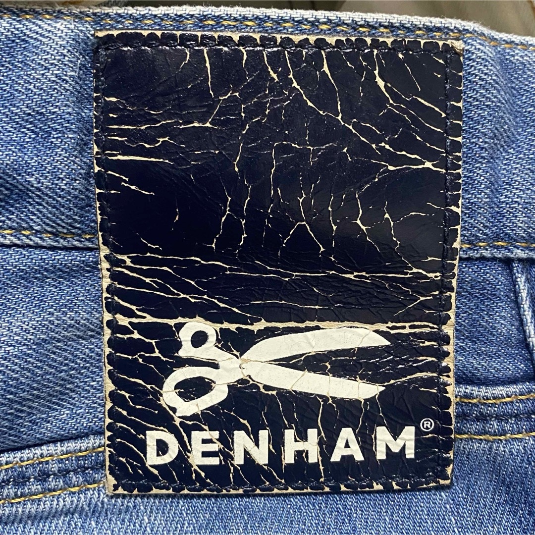 DENHAM(デンハム)のDENHAM ☆ デンハム☆ スリムストレート☆ ユーズド加工デニム☆30インチ メンズのパンツ(デニム/ジーンズ)の商品写真