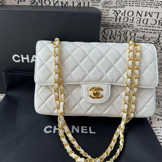 CHANEL - CHANEL チェーンショルダーバッグ