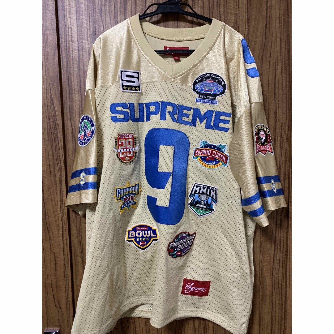 Supreme(シュプリーム)のSupreme Championships Football Jersey メンズのトップス(ジャージ)の商品写真