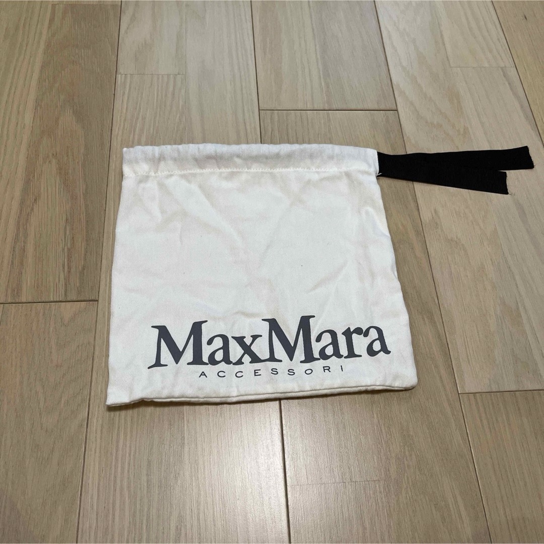 Max Mara(マックスマーラ)のマックスマーラ 袋 ショッパー MaxMara 付属品 巾着袋 レディースのバッグ(ショップ袋)の商品写真