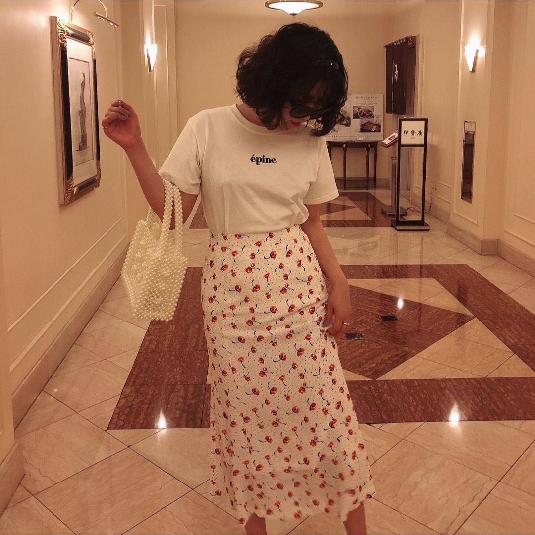 épine(エピヌ)のepine embroidery tee white メンズのトップス(Tシャツ/カットソー(半袖/袖なし))の商品写真