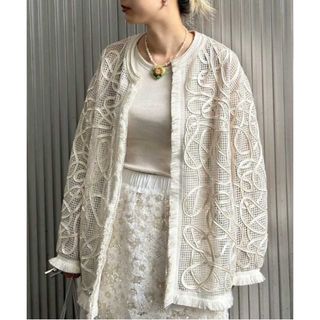 アメリヴィンテージ(Ameri VINTAGE)のアメリ MEDI TAPE EMBROIDERY MESH JACKET(ノーカラージャケット)