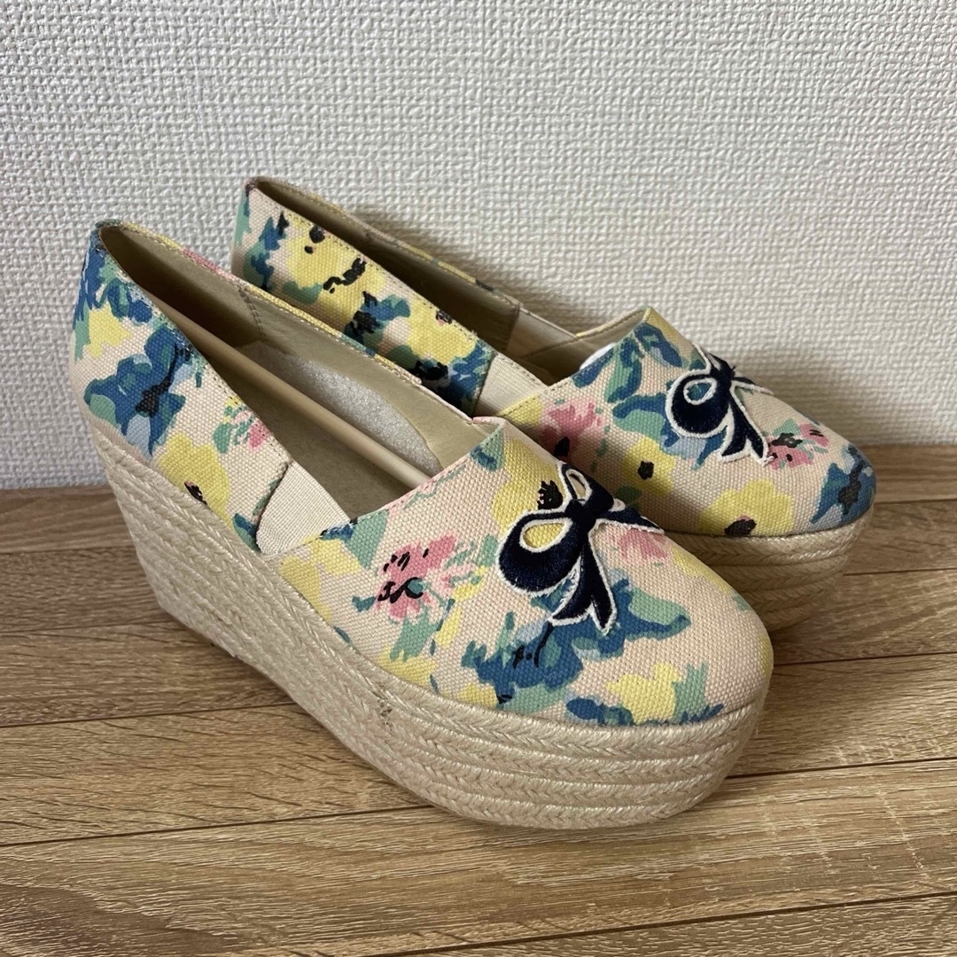 dazzlin(ダズリン)の定価¥12800●新品●dazzlin  エスパドリーユ 厚底　花柄リボン L レディースの靴/シューズ(サンダル)の商品写真