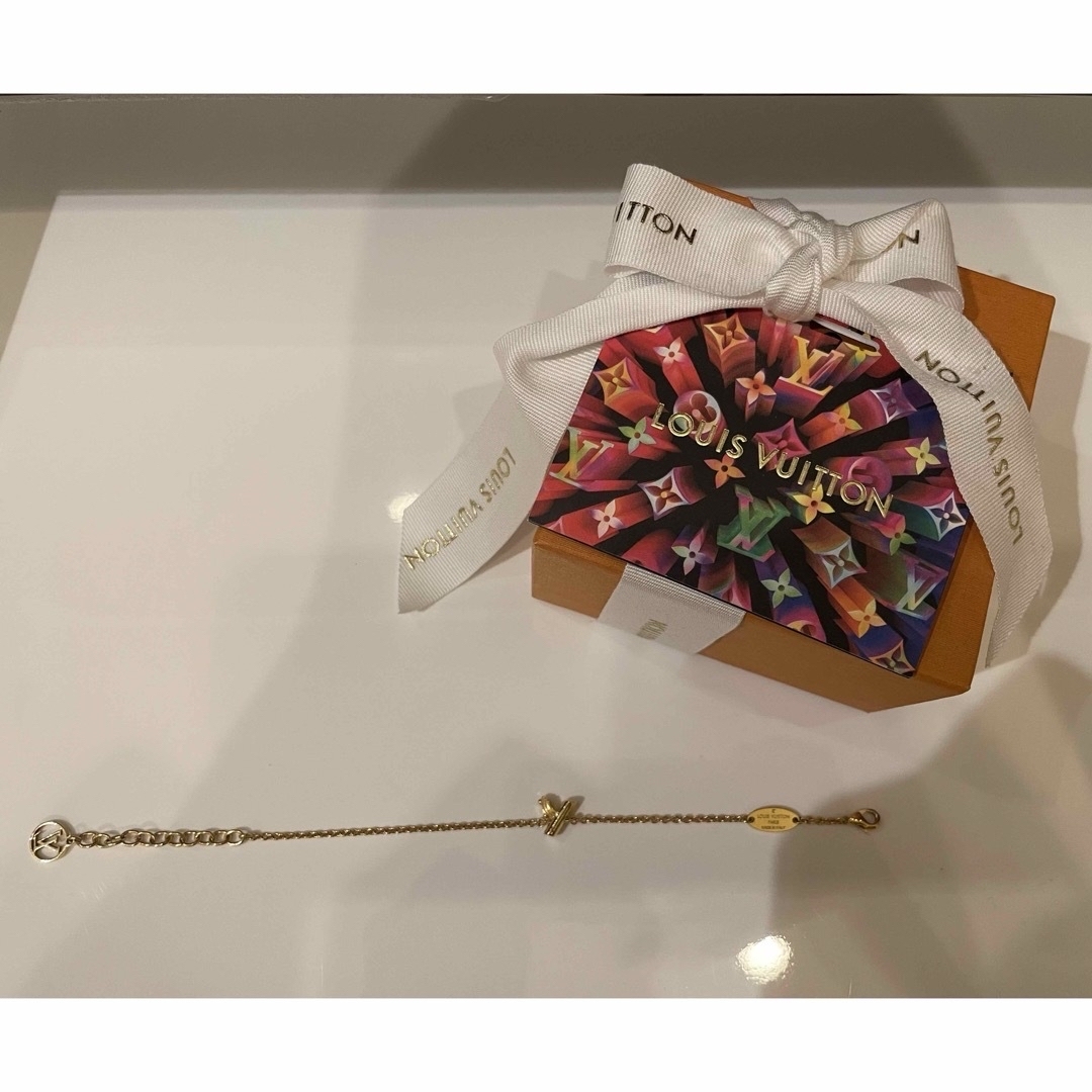 LOUIS VUITTON(ルイヴィトン)のLOUIS VUITTON イニシャルブレスレット【y】 レディースのアクセサリー(ブレスレット/バングル)の商品写真