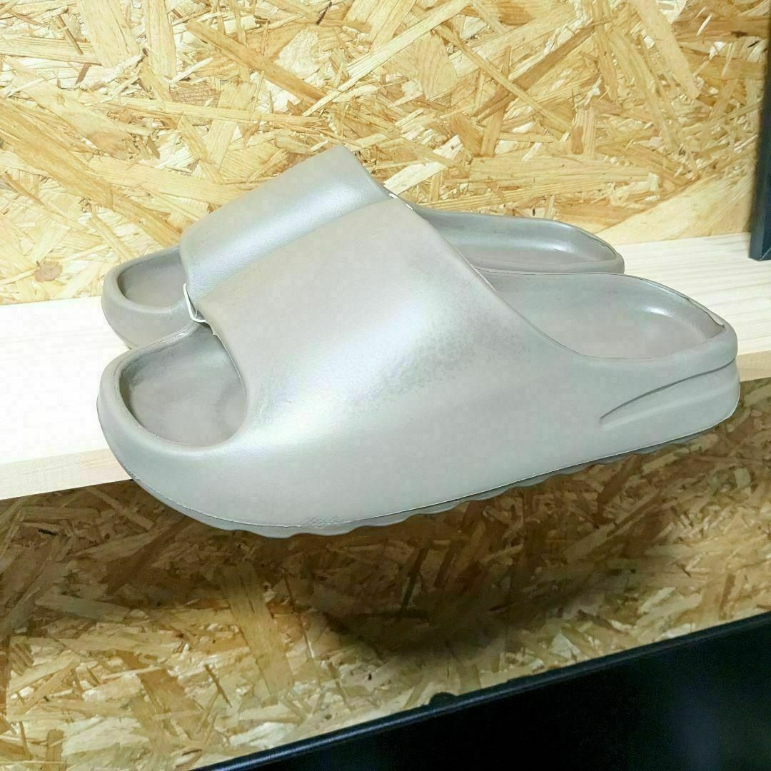新品　高品質スライドサンダル　厚底　スリッポン　イージー　カーキ　アースブラウン レディースの靴/シューズ(サンダル)の商品写真