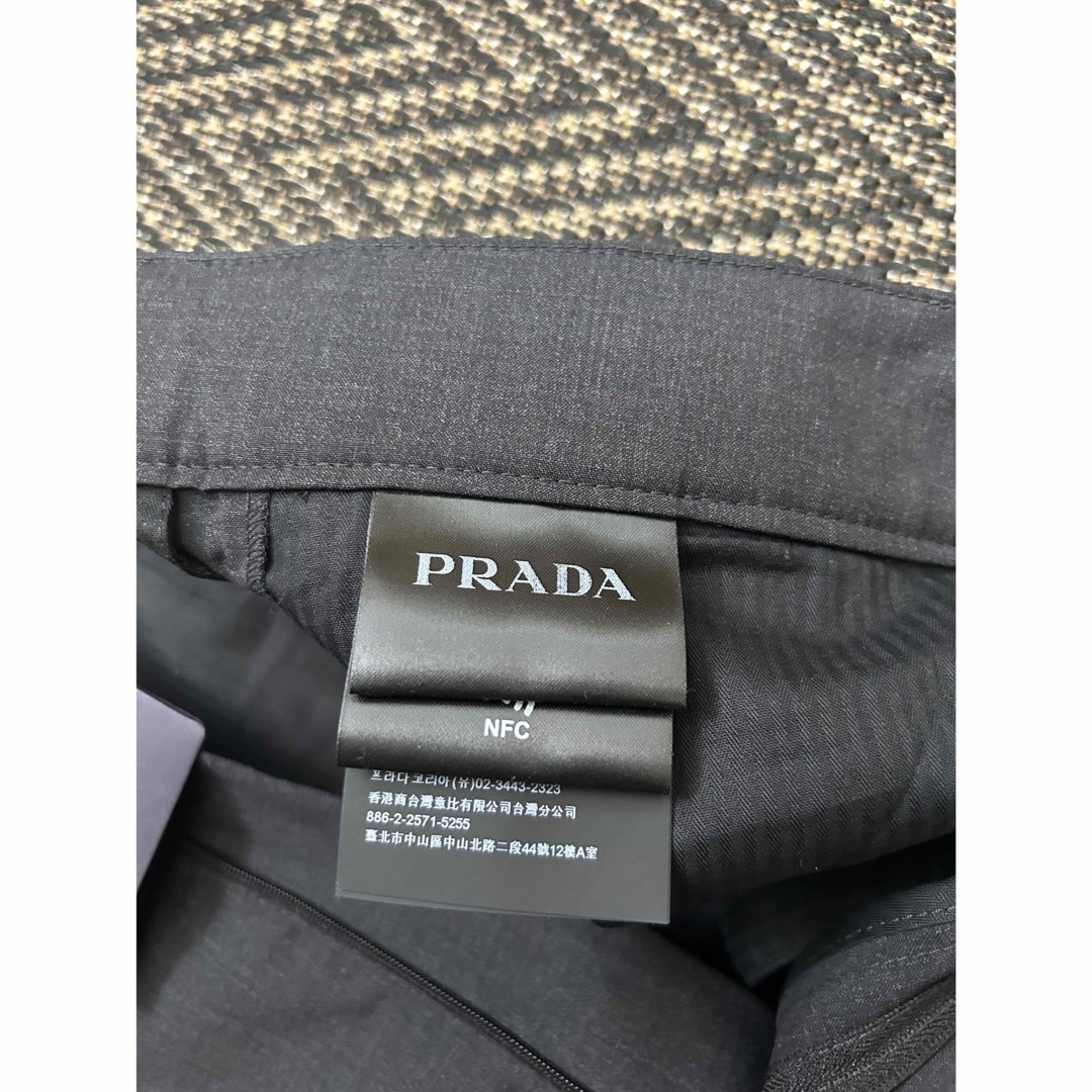 PRADA(プラダ)のprada 2022 virgin wool wide pants kiko着用 メンズのパンツ(スラックス)の商品写真