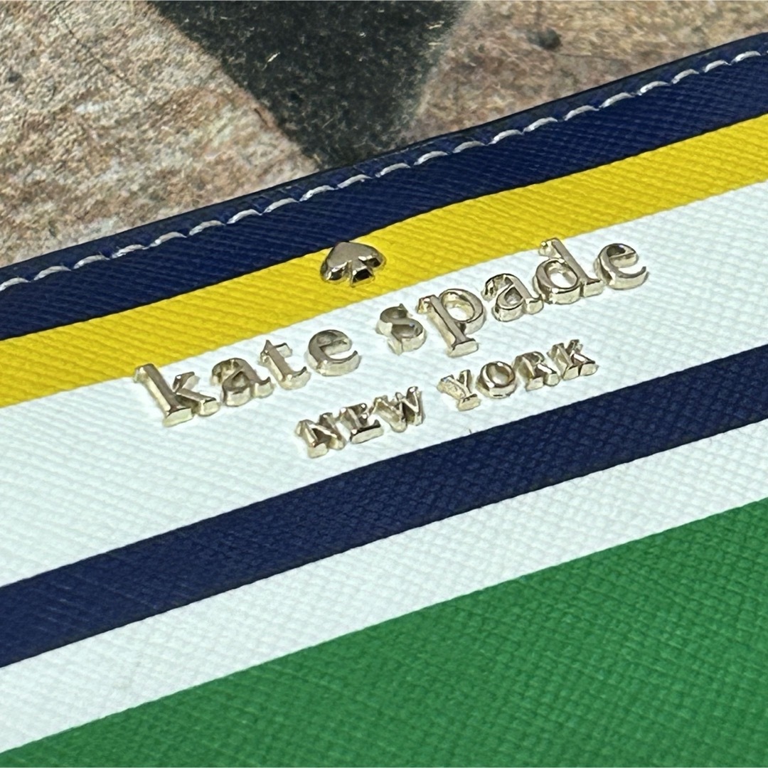 kate spade new york(ケイトスペードニューヨーク)の美品　ケイトスペード　折り財布　ステイシーストライプ レディースのファッション小物(財布)の商品写真