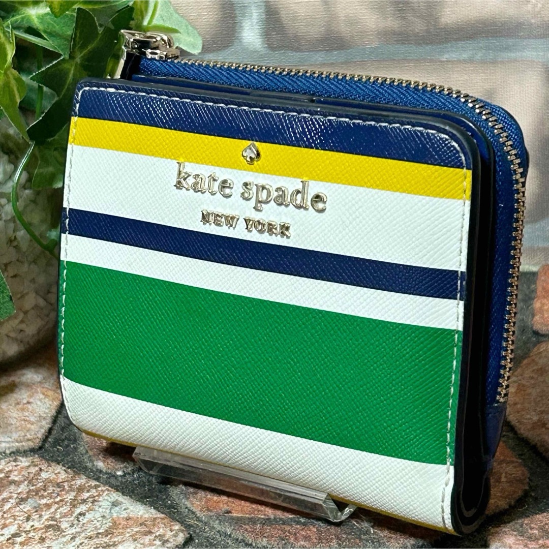 kate spade new york(ケイトスペードニューヨーク)の美品　ケイトスペード　折り財布　ステイシーストライプ レディースのファッション小物(財布)の商品写真