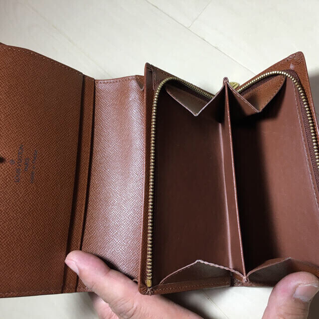 LOUIS VUITTON(ルイヴィトン)の★超美品★正規品★ルイヴィトンモノグラム L字ファスナー長財布 レディースのファッション小物(財布)の商品写真