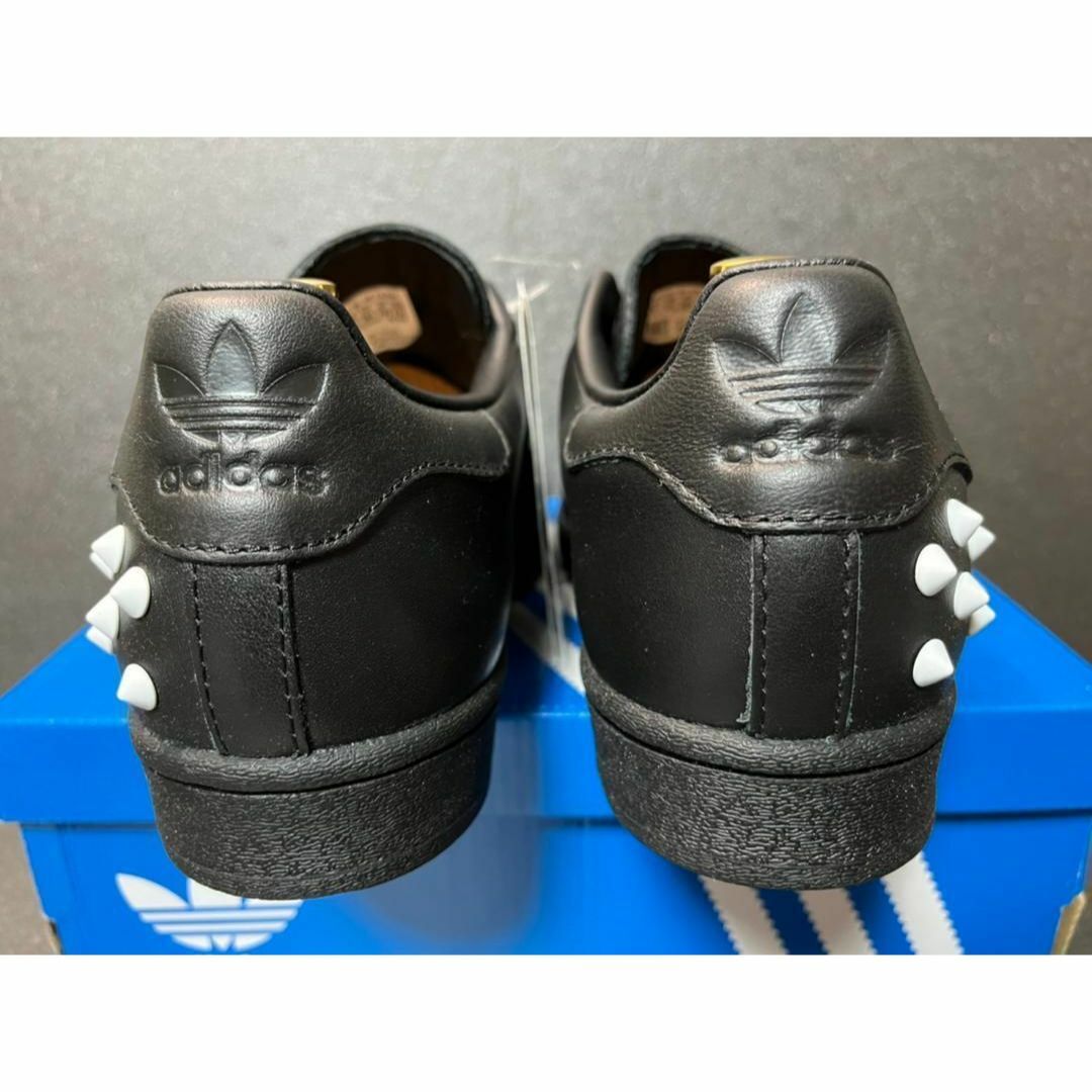 adidas(アディダス)の新品24cm adidas SUPER STAR W STUDS スタッズ レディースの靴/シューズ(スニーカー)の商品写真