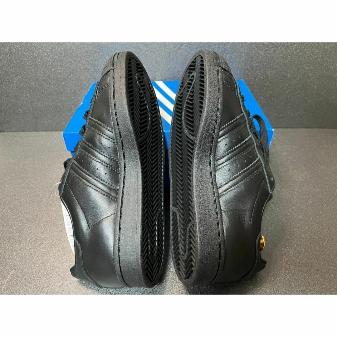 adidas(アディダス)の新品24cm adidas SUPER STAR W STUDS スタッズ レディースの靴/シューズ(スニーカー)の商品写真