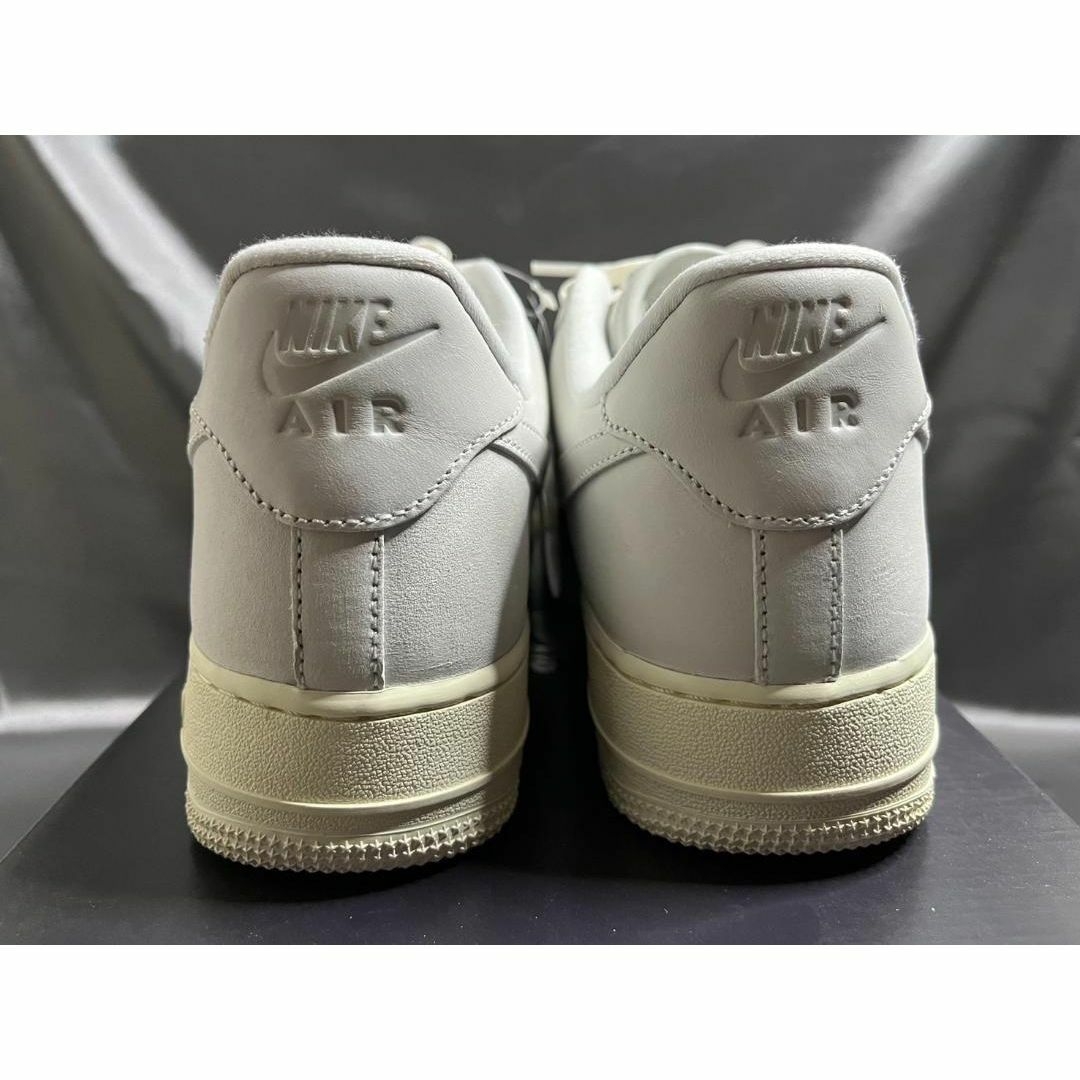 NIKE(ナイキ)の新品29cm Nike WMNS Air Force 1 Premium メンズの靴/シューズ(スニーカー)の商品写真