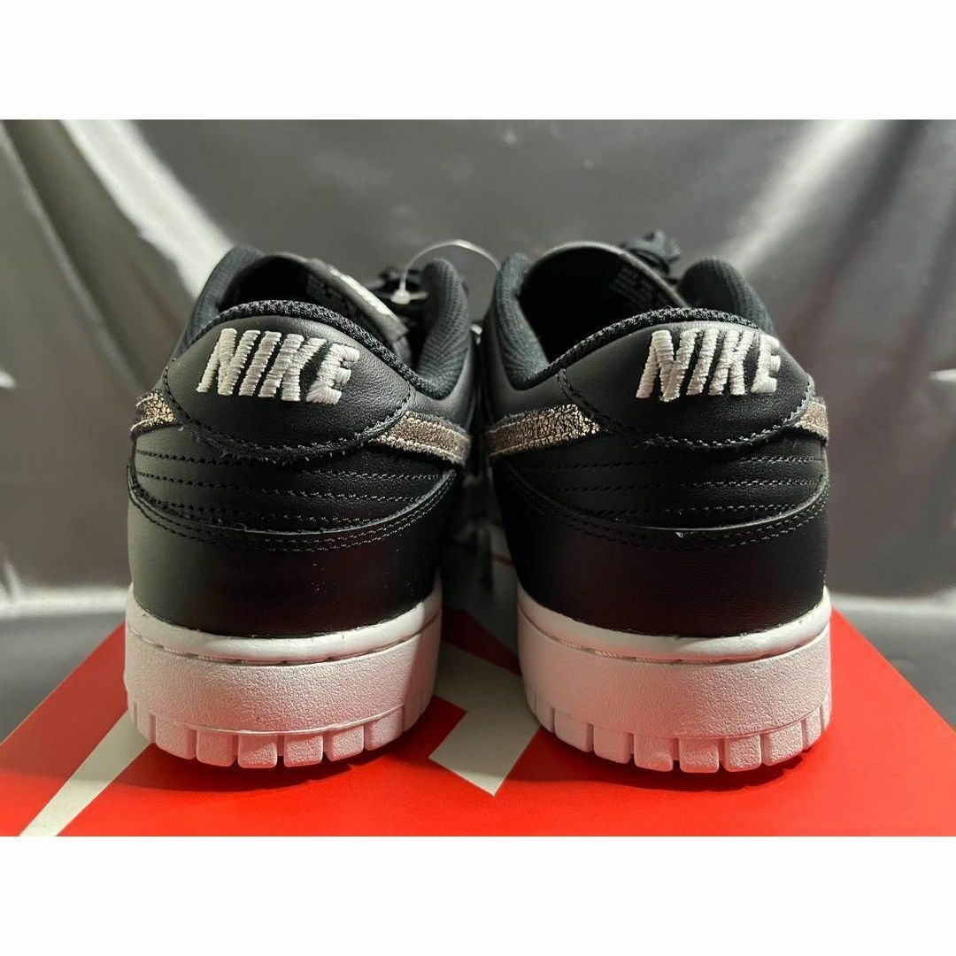 NIKE(ナイキ)の新品29cm NIKE WMNS DUNK LOW SE ブラック アニマル メンズの靴/シューズ(スニーカー)の商品写真