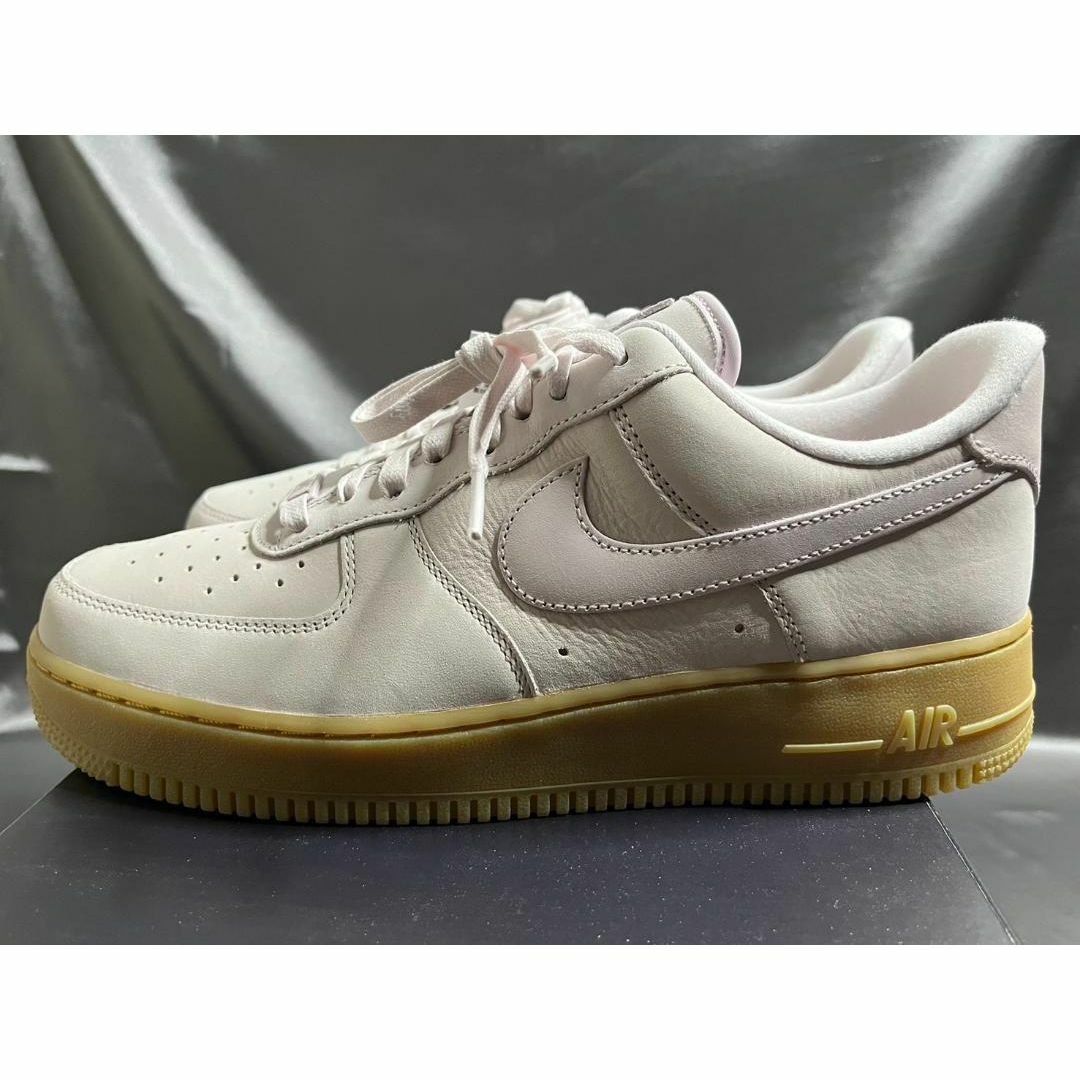 NIKE(ナイキ)の新品28cm Nike WMNS Air Force 1 Premium メンズの靴/シューズ(スニーカー)の商品写真