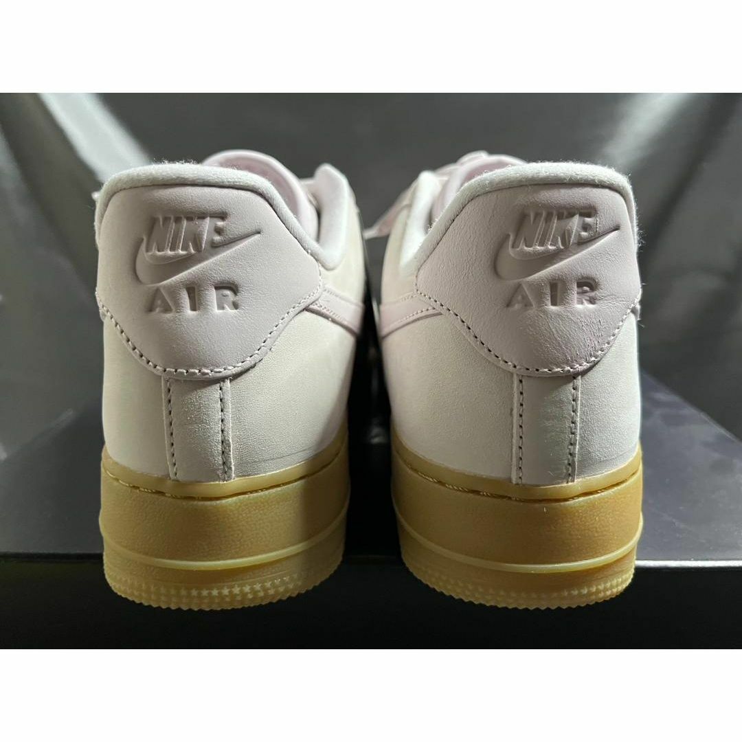 NIKE(ナイキ)の新品28cm Nike WMNS Air Force 1 Premium メンズの靴/シューズ(スニーカー)の商品写真