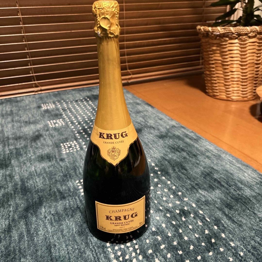 Krug(クリュッグ)の[新品未開封]クリュッグ　シャンパン 食品/飲料/酒の酒(シャンパン/スパークリングワイン)の商品写真