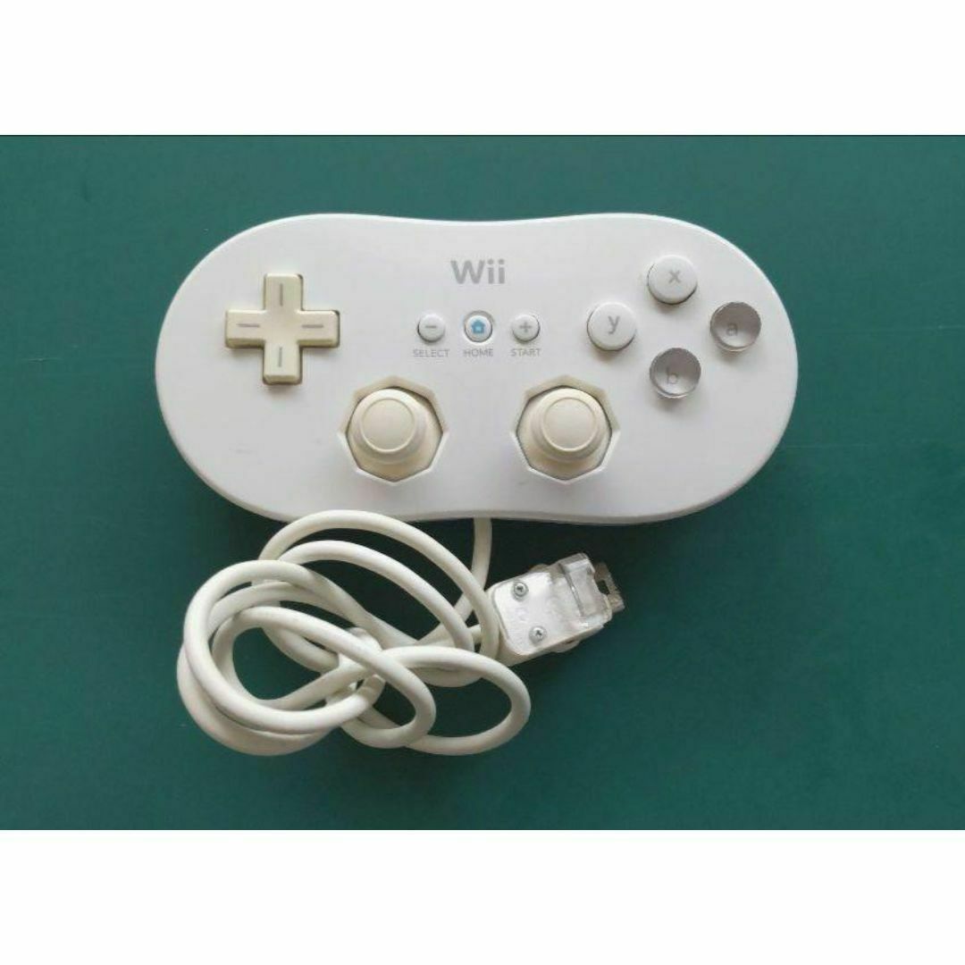 Wii(ウィー)の【中古・良品】Nintendo Wii クラシックコントローラー ホワイト 白 エンタメ/ホビーのゲームソフト/ゲーム機本体(その他)の商品写真