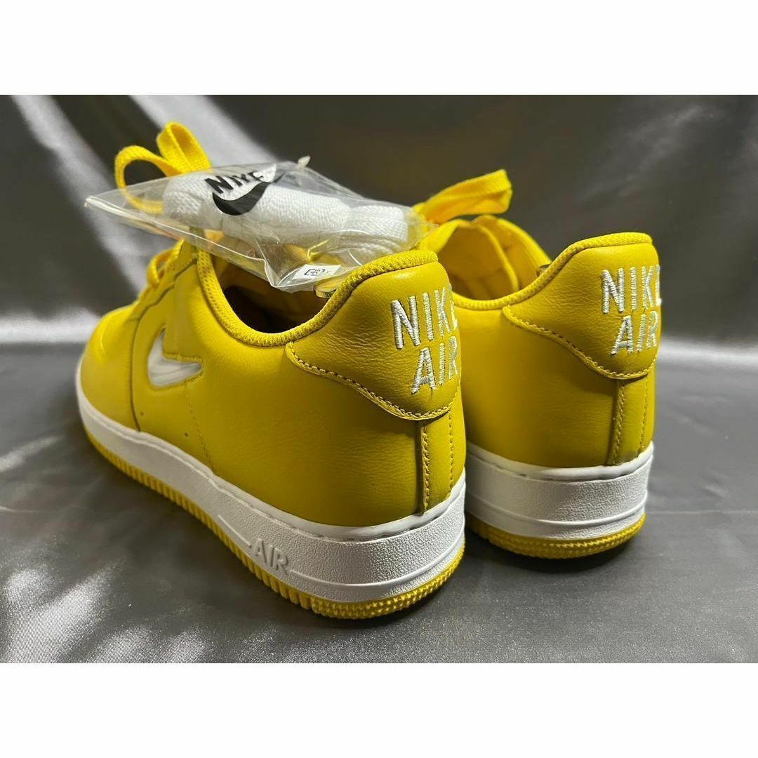 NIKE(ナイキ)の新品29.5cm Nike AirForce1 Low Yellow Jewel メンズの靴/シューズ(スニーカー)の商品写真