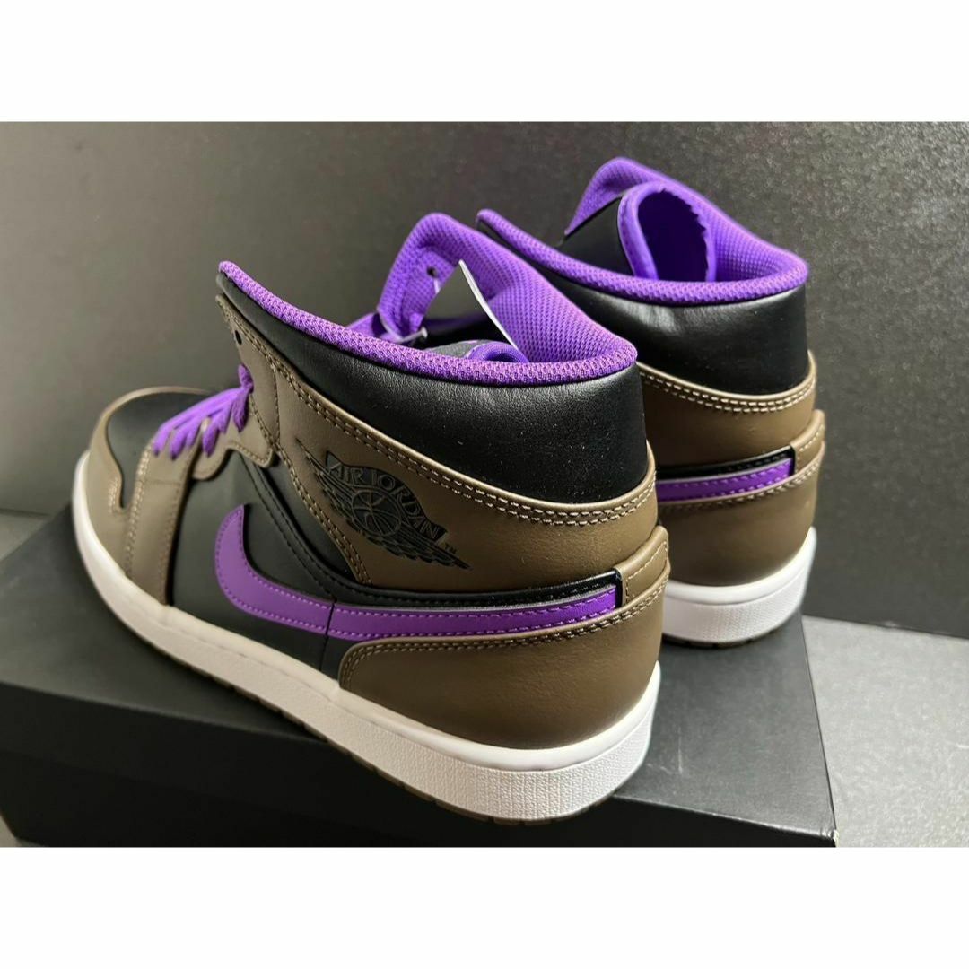 NIKE(ナイキ)の新品29cm NIKE AIR JORDAN 1 MID ブラウン パープル メンズの靴/シューズ(スニーカー)の商品写真