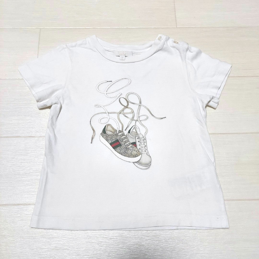 Gucci(グッチ)のGUCCI グッチ キッズ Tシャツ スニーカー 24m キッズ/ベビー/マタニティのキッズ服男の子用(90cm~)(Tシャツ/カットソー)の商品写真