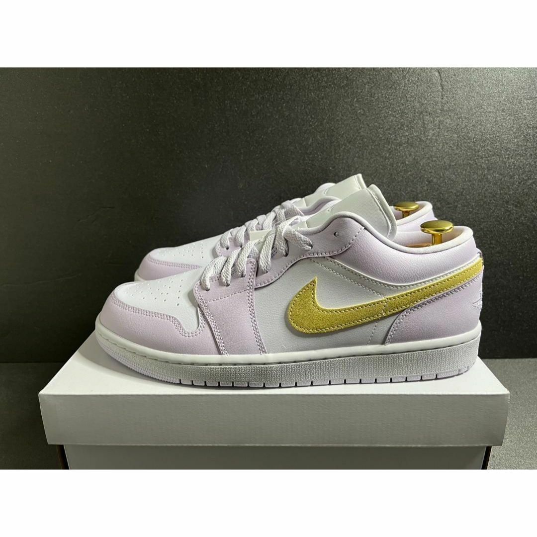 NIKE(ナイキ)の新品29cm Nike WMNS Air Jordan 1 Low Barely メンズの靴/シューズ(スニーカー)の商品写真