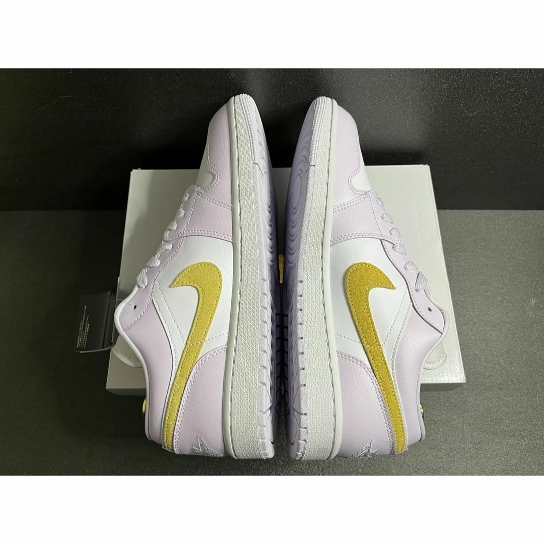 NIKE(ナイキ)の新品29cm Nike WMNS Air Jordan 1 Low Barely メンズの靴/シューズ(スニーカー)の商品写真