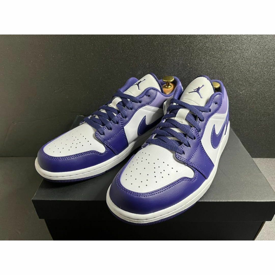 NIKE(ナイキ)の新品29cm NIKE AIR JORDAN 1 LOW SkyJ Purple メンズの靴/シューズ(スニーカー)の商品写真