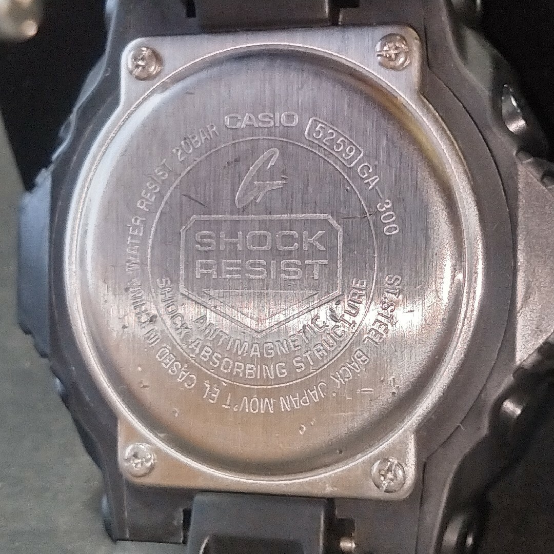 G-SHOCK(ジーショック)のCASIO カシオ G-SHOCK ジーショック GA-300-1A メンズの時計(腕時計(アナログ))の商品写真