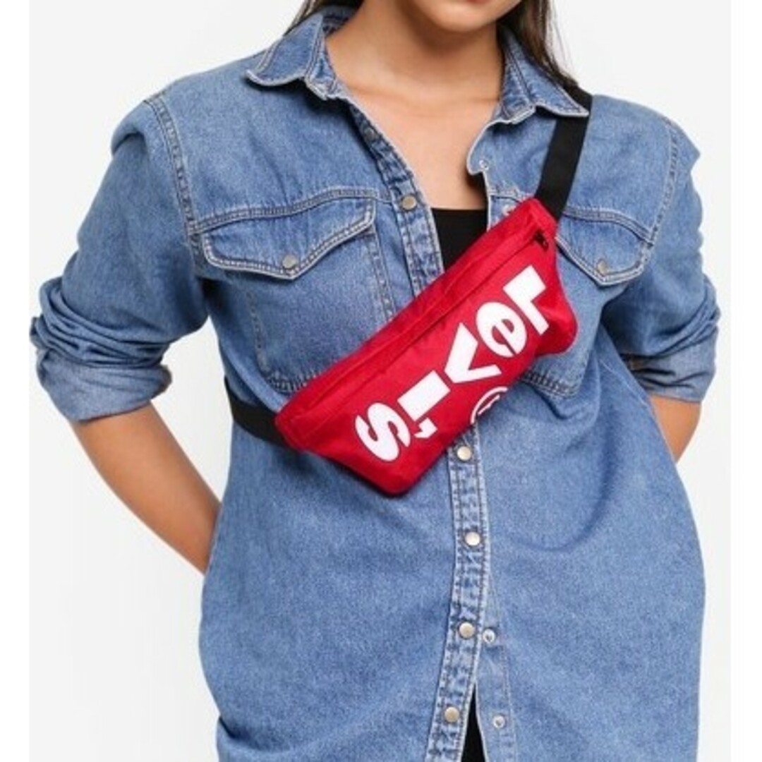 Levi's(リーバイス)の極美品【リーバイス/Levi's】BANANA SLING ボディバッグ★レッド メンズのバッグ(ボディーバッグ)の商品写真