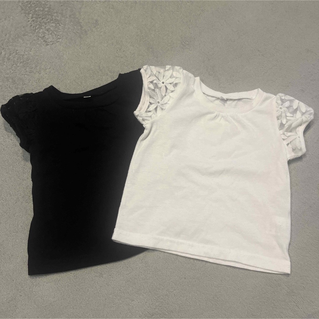 西松屋(ニシマツヤ)のTシャツ　2枚セット　90 キッズ/ベビー/マタニティのキッズ服女の子用(90cm~)(Tシャツ/カットソー)の商品写真