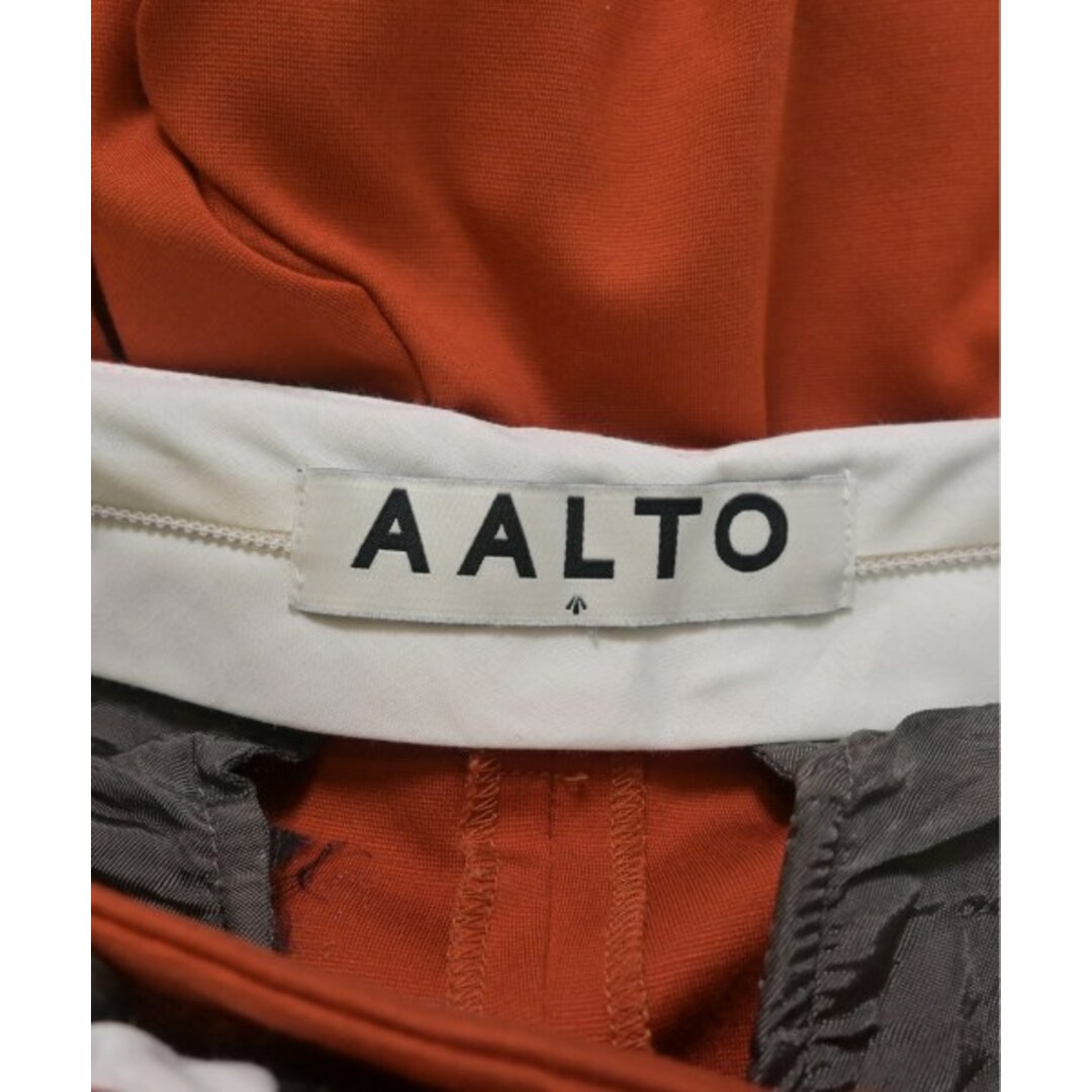 AALTO(アールト)のAALTO アールト パンツ（その他） 34(XXS位) オレンジ 【古着】【中古】 レディースのパンツ(その他)の商品写真