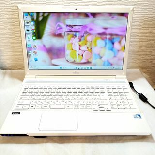 フジツウ(富士通)の美品✨すぐ使えるノートパソコン ✨Win11✨DVDマルチ✨SSD✨Office(ノートPC)