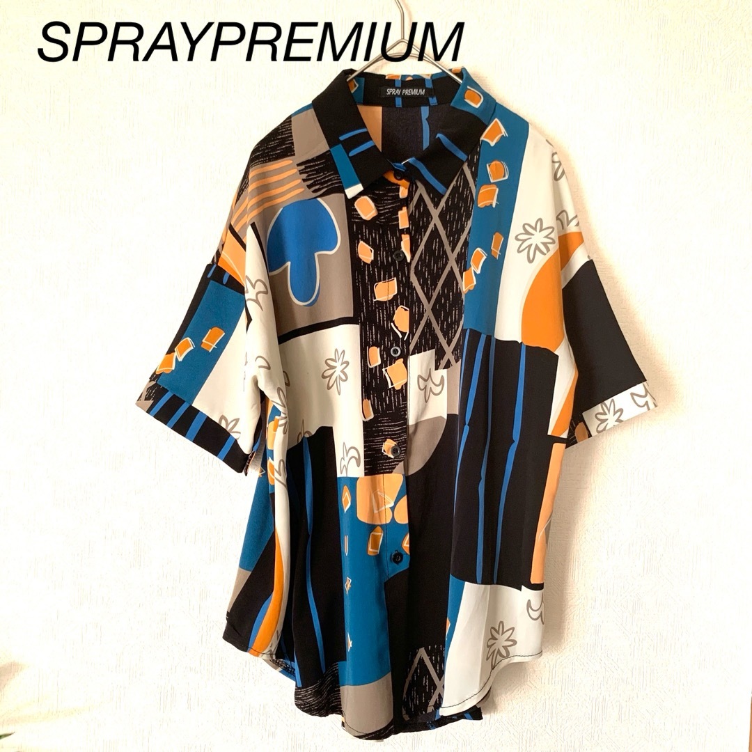 【美品】SPRAYPREMIUM 総柄シャツ　個性的　レディース　お洒落 レディースのトップス(シャツ/ブラウス(長袖/七分))の商品写真