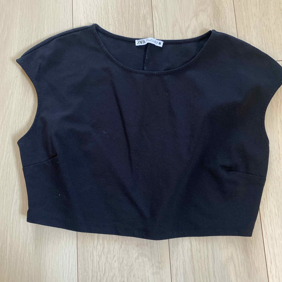 ZARA(ザラ)のZARA/美品ミニ丈トップス/最終値下げ レディースのトップス(Tシャツ(半袖/袖なし))の商品写真