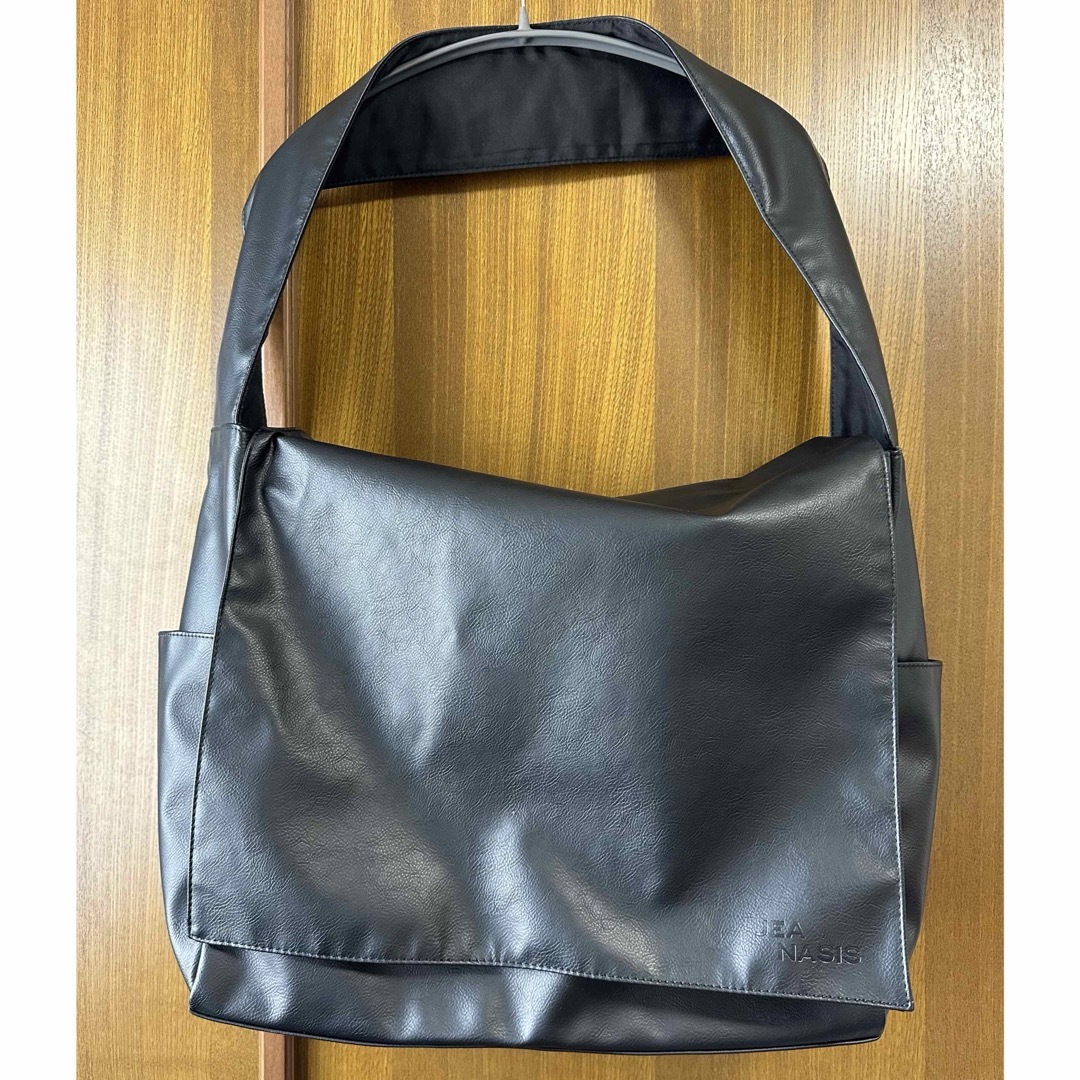 JEANASIS(ジーナシス)のジーナシス　ヴィンテージBIGショルダーBAG レディースのバッグ(ショルダーバッグ)の商品写真