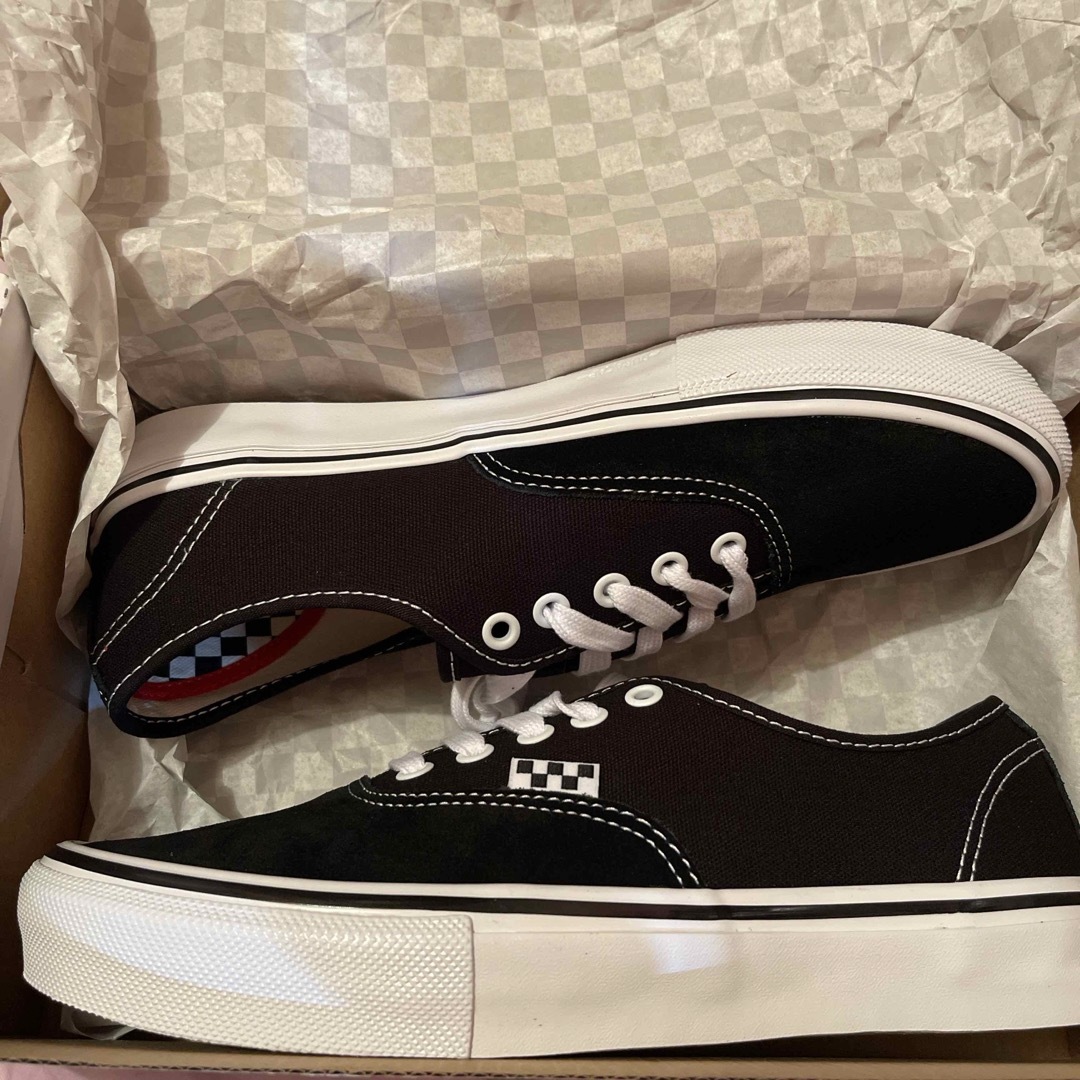 AUTHENTIC（VANS）(オーセンティック)のVans Skate Authentic Pro 黒白 スエードsupreme  メンズの靴/シューズ(スニーカー)の商品写真