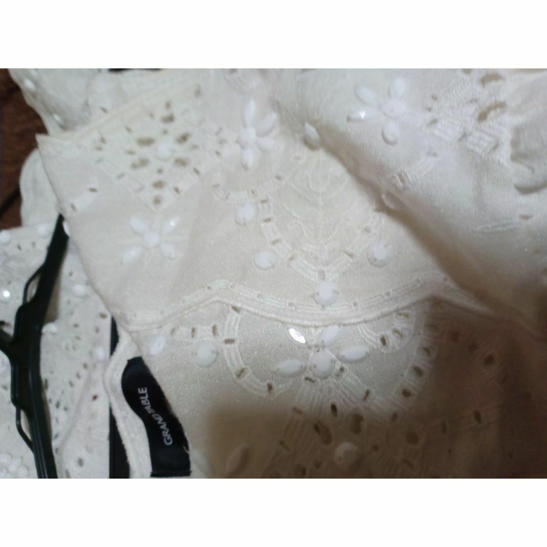 ☆Grandtable　グランターブル　ワンピース　白　ノースリーブ レディースのトップス(カットソー(半袖/袖なし))の商品写真
