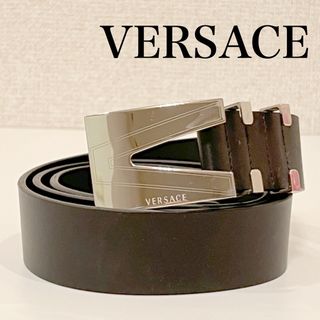 ヴェルサーチ(VERSACE)のベルト　本革ベルト　レザー　ヴェルサーチ　Versace ブラック　バックル　(ベルト)