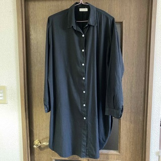 ロングシャツ　黒　(ロングワンピース/マキシワンピース)