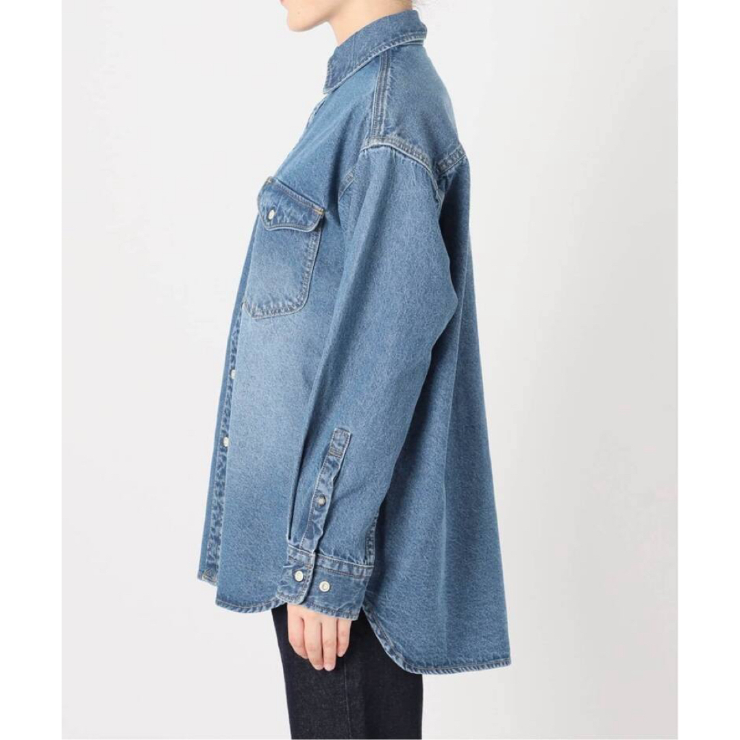 SLOBE IENA(スローブイエナ)のLE DENIM BDUシャツ レディースのトップス(シャツ/ブラウス(長袖/七分))の商品写真